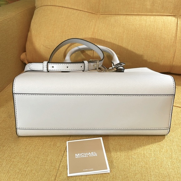 Charlotte Medium Saffiano Leather 2-in-1 Tote Bag in original Packaging - Picture 10 of 16